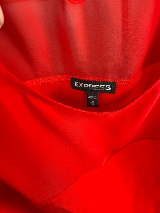 Express Red Flutter Sleeve Scoop Neck Top - Picture 4 of 6
